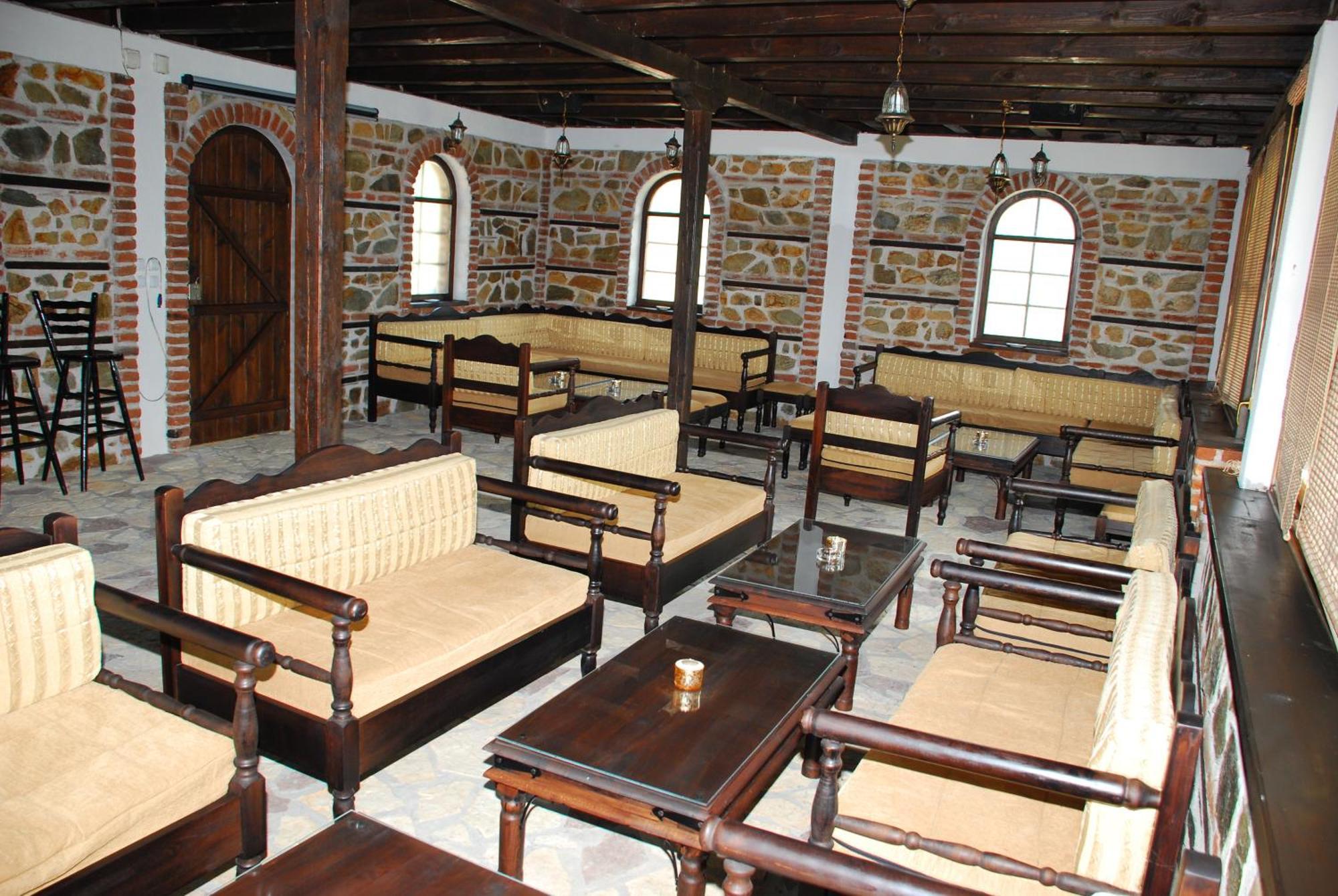 Hotel Manastir Берово Екстер'єр фото