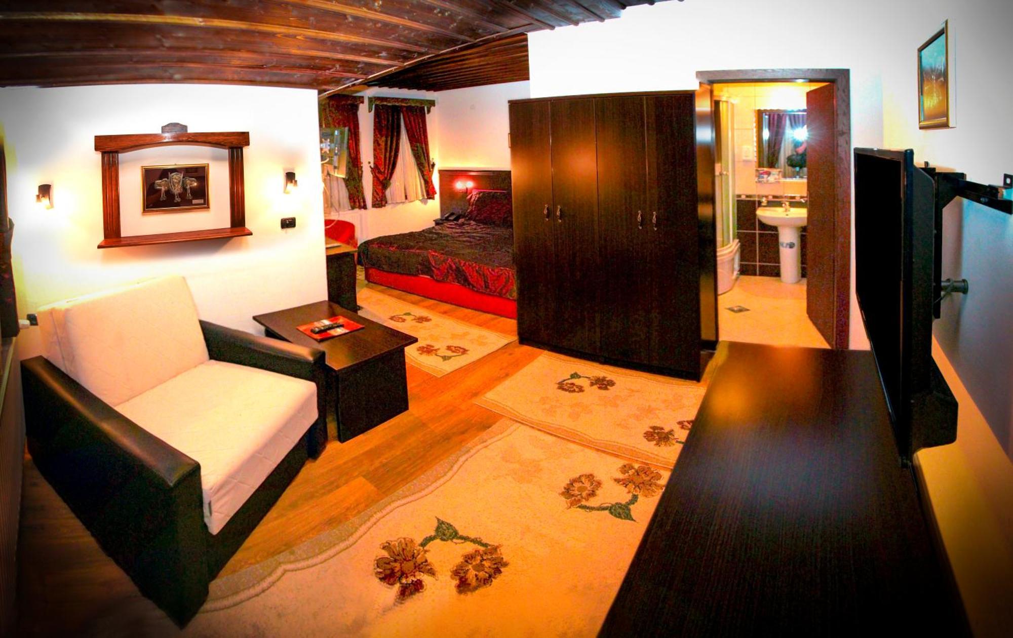 Hotel Manastir Берово Екстер'єр фото