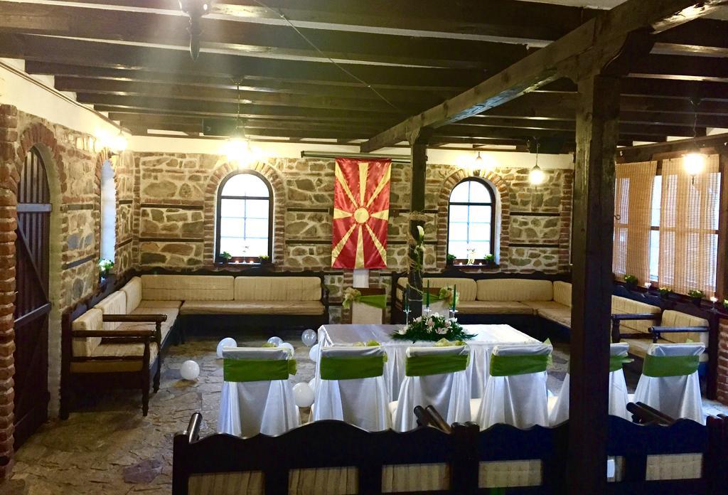 Hotel Manastir Берово Екстер'єр фото