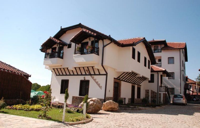 Hotel Manastir Берово Екстер'єр фото